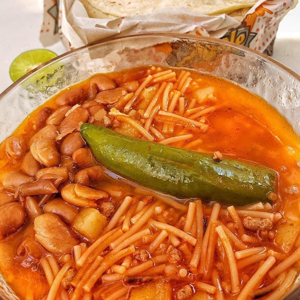 Roxanne Quinteros Fideo Loco recipe