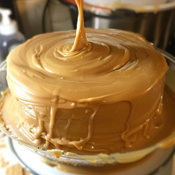 Caramel Frosting: The Perfect Sweet Finish for Any Dessert