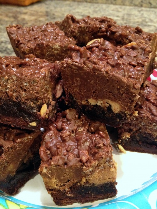 PEANUT BUTTER CUP CRUNCH BROWNIES